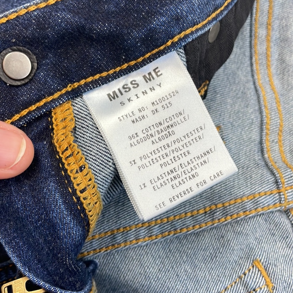 Miss Me Skinny Jeans - Picture 10 of 10